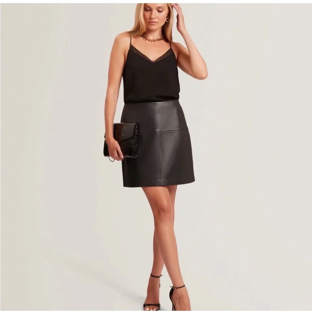 Ted‎ Baker London Valiat Black Ovine Leather Mini Skirt Size 2 US 6